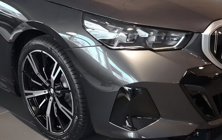 BMW 5 серия, 2025 год, 7 290 000 рублей, 3 фотография
