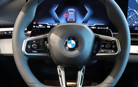 BMW 5 серия, 2025 год, 7 290 000 рублей, 9 фотография