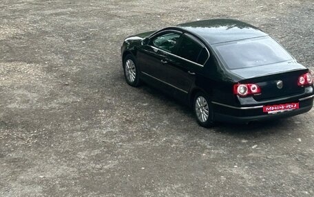 Volkswagen Passat B6, 2010 год, 700 000 рублей, 2 фотография