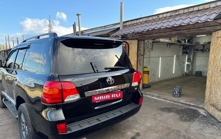 Toyota Land Cruiser 200, 2015 год, 5 фотография