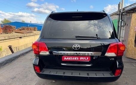 Toyota Land Cruiser 200, 2015 год, 3 фотография