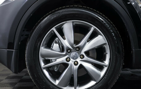 Infiniti QX70, 2014 год, 1 790 000 рублей, 20 фотография