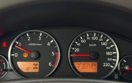 Nissan Pathfinder, 2008 год, 880 000 рублей, 14 фотография