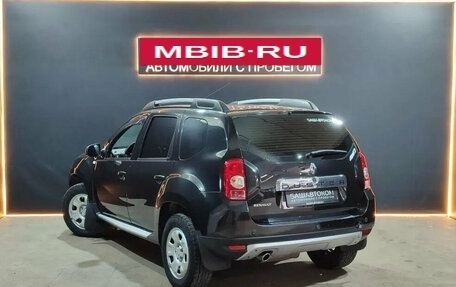 Renault Duster I рестайлинг, 2012 год, 925 000 рублей, 2 фотография