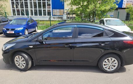 Hyundai Solaris II рестайлинг, 2017 год, 1 220 000 рублей, 3 фотография