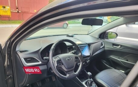 Hyundai Solaris II рестайлинг, 2017 год, 1 220 000 рублей, 22 фотография
