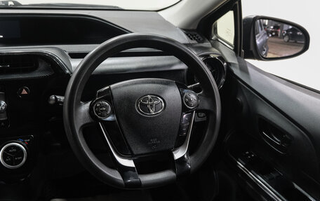Toyota Aqua I, 2018 год, 1 119 000 рублей, 17 фотография