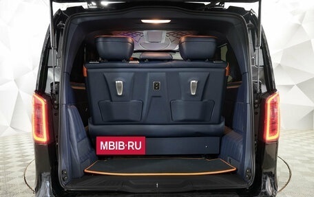 Mercedes-Benz Vito, 2023 год, 9 000 000 рублей, 13 фотография