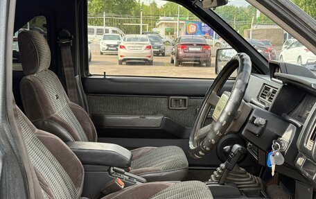 Nissan Terrano II рестайлинг, 1993 год, 540 000 рублей, 16 фотография
