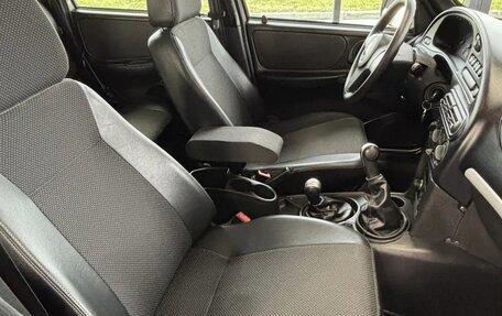 Chevrolet Niva I рестайлинг, 2011 год, 700 000 рублей, 12 фотография