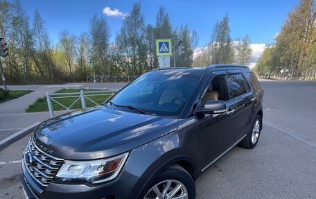 Ford Explorer VI, 2016 год, 2 190 000 рублей, 8 фотография