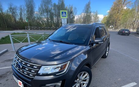 Ford Explorer VI, 2016 год, 2 190 000 рублей, 9 фотография