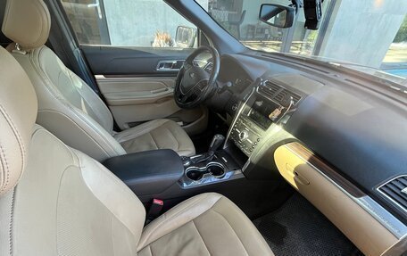 Ford Explorer VI, 2016 год, 2 190 000 рублей, 27 фотография