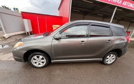 Toyota Matrix, 2004 год, 500 000 рублей, 2 фотография