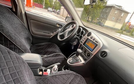 Toyota Matrix, 2004 год, 500 000 рублей, 5 фотография