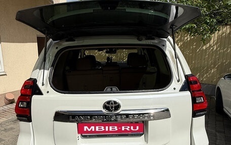 Toyota Land Cruiser Prado 150 рестайлинг 2, 2019 год, 6 700 000 рублей, 2 фотография