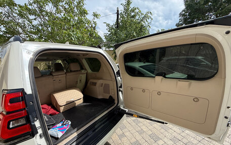 Toyota Land Cruiser Prado 150 рестайлинг 2, 2019 год, 6 700 000 рублей, 6 фотография