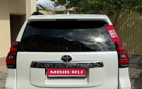 Toyota Land Cruiser Prado 150 рестайлинг 2, 2019 год, 6 700 000 рублей, 3 фотография