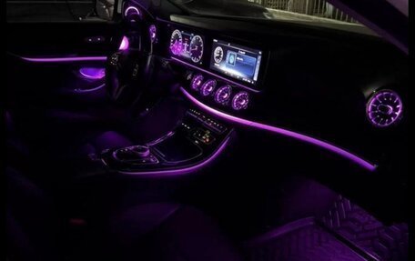 Mercedes-Benz E-Класс, 2019 год, 2 200 000 рублей, 4 фотография