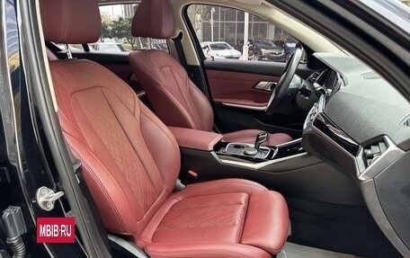 BMW 3 серия, 2022 год, 2 840 000 рублей, 14 фотография