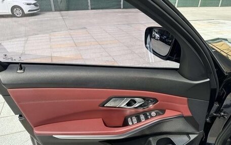 BMW 3 серия, 2022 год, 2 840 000 рублей, 16 фотография