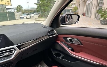 BMW 3 серия, 2022 год, 2 840 000 рублей, 13 фотография