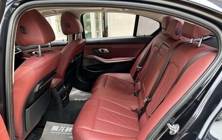 BMW 3 серия, 2022 год, 2 840 000 рублей, 15 фотография