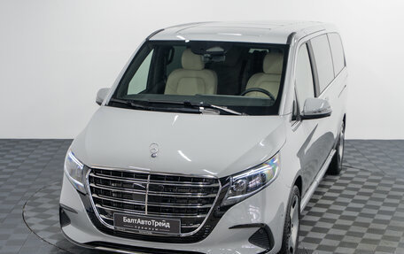 Mercedes-Benz V-Класс, 2026 год, 14 490 000 рублей, 32 фотография
