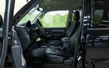 Mitsubishi Pajero IV, 2013 год, 2 149 000 рублей, 12 фотография