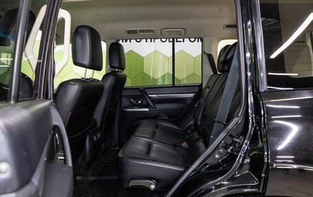 Mitsubishi Pajero IV, 2013 год, 2 149 000 рублей, 13 фотография