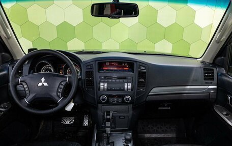 Mitsubishi Pajero IV, 2013 год, 2 149 000 рублей, 14 фотография