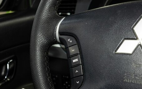Mitsubishi Pajero IV, 2013 год, 2 149 000 рублей, 16 фотография