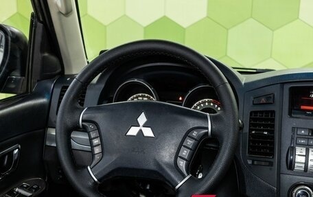 Mitsubishi Pajero IV, 2013 год, 2 149 000 рублей, 15 фотография