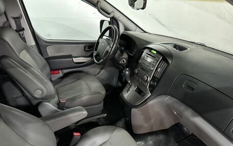 Hyundai Grand Starex Grand Starex I рестайлинг 2, 2008 год, 935 000 рублей, 10 фотография