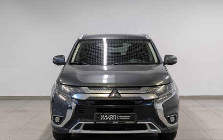 Mitsubishi Outlander III рестайлинг 3, 2019 год, 2 350 000 рублей, 2 фотография