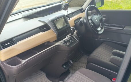 Honda Freed II, 2016 год, 1 420 000 рублей, 5 фотография