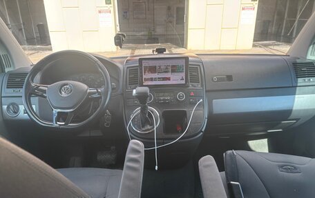 Volkswagen Multivan T5, 2006 год, 2 350 000 рублей, 11 фотография