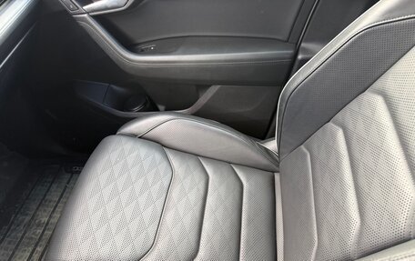 Volkswagen Touareg III, 2019 год, 5 750 000 рублей, 8 фотография