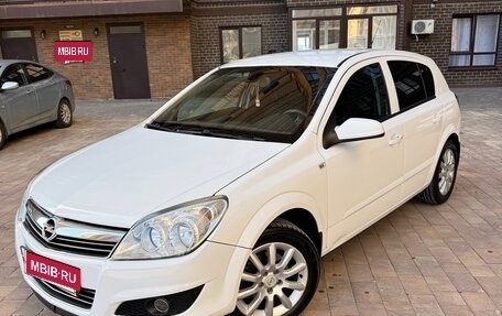Opel Astra H, 2009 год, 550 000 рублей, 2 фотография