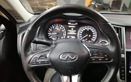 Infiniti Q50 I рестайлинг, 2018 год, 2 550 000 рублей, 12 фотография