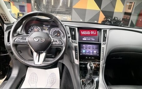 Infiniti Q50 I рестайлинг, 2018 год, 2 550 000 рублей, 11 фотография
