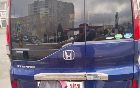 Honda Stepwgn IV, 2016 год, 1 400 000 рублей, 9 фотография