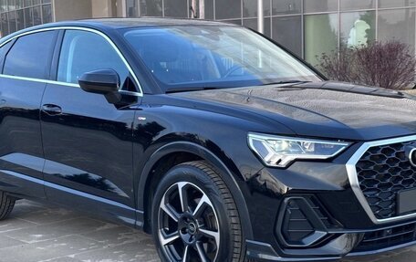 Audi Q3 Sportback, 2023 год, 2 700 000 рублей, 10 фотография