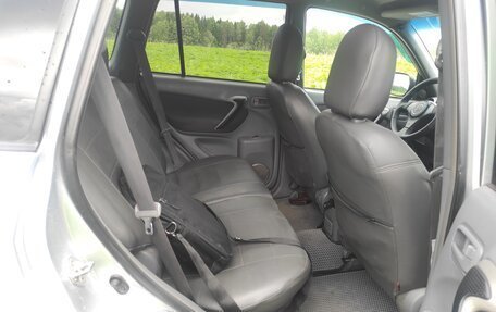 Toyota RAV4, 2002 год, 680 000 рублей, 5 фотография