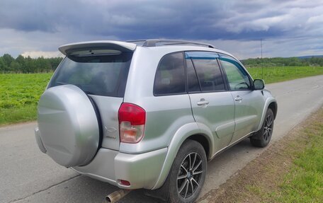 Toyota RAV4, 2002 год, 680 000 рублей, 3 фотография