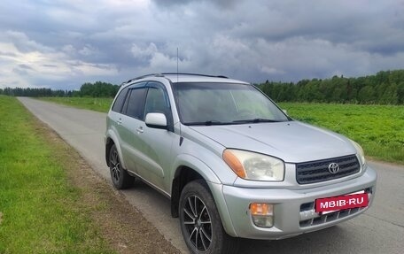 Toyota RAV4, 2002 год, 680 000 рублей, 2 фотография
