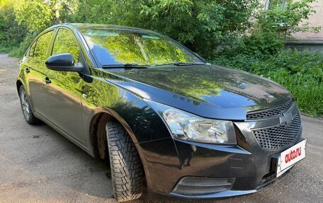 Chevrolet Cruze II, 2011 год, 580 000 рублей, 3 фотография