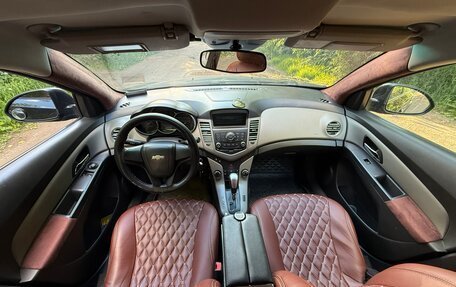 Chevrolet Cruze II, 2011 год, 580 000 рублей, 7 фотография