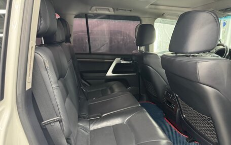 Toyota Land Cruiser 200, 2018 год, 6 800 000 рублей, 7 фотография