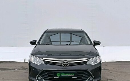 Toyota Camry, 2017 год, 1 665 000 рублей, 2 фотография